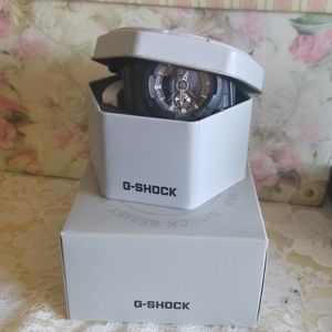 Womans g shock watch